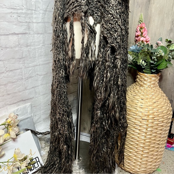 Free People Wool Shawl Wrap - Picture 3 of 14